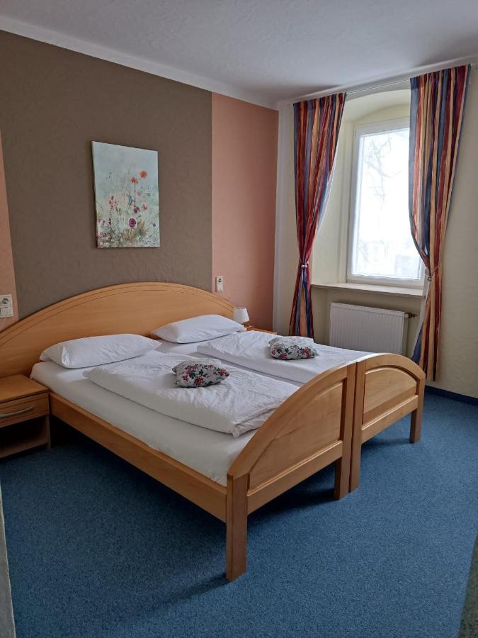 Garni Hotel Post Вайсенштадт Экстерьер фото