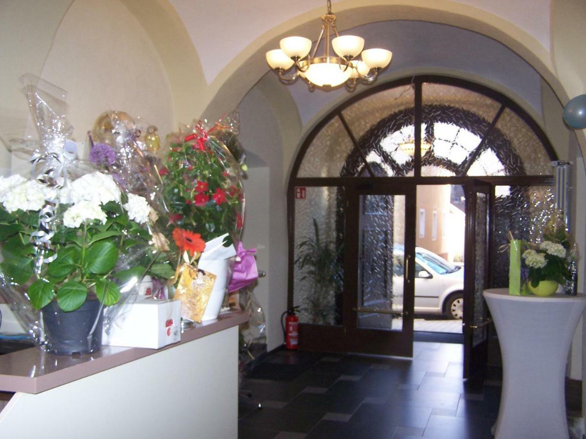Garni Hotel Post Вайсенштадт Экстерьер фото